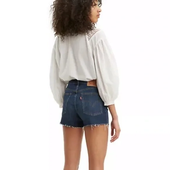LEVIS HIGH RISE SHORTS - Picture 2 of 3